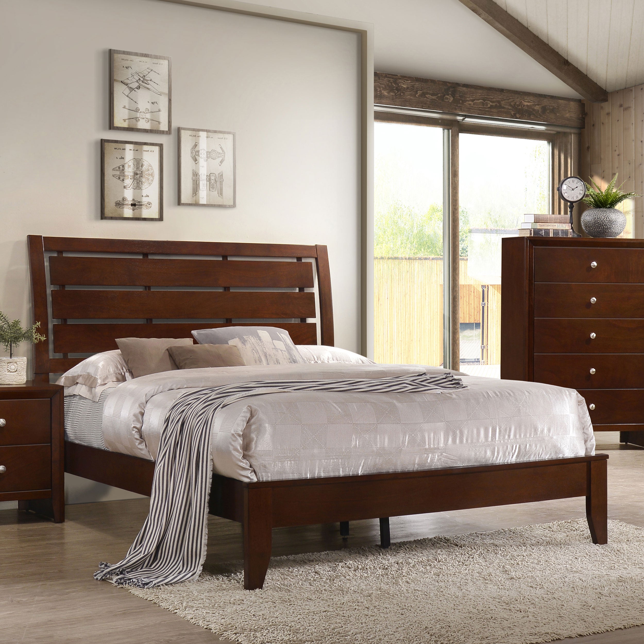 Serenity Full Panel Bed with Cut-out Headboard Rich Merlot