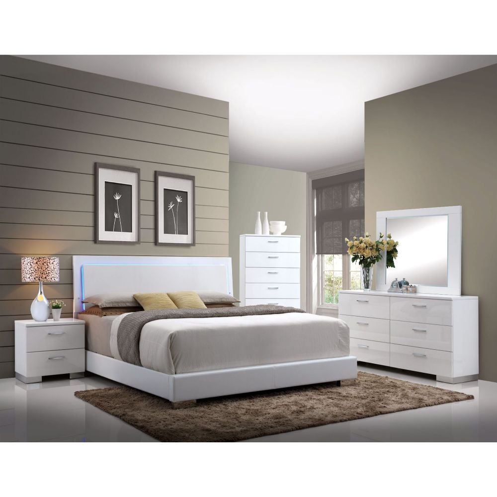 Lorimar Queen Bed