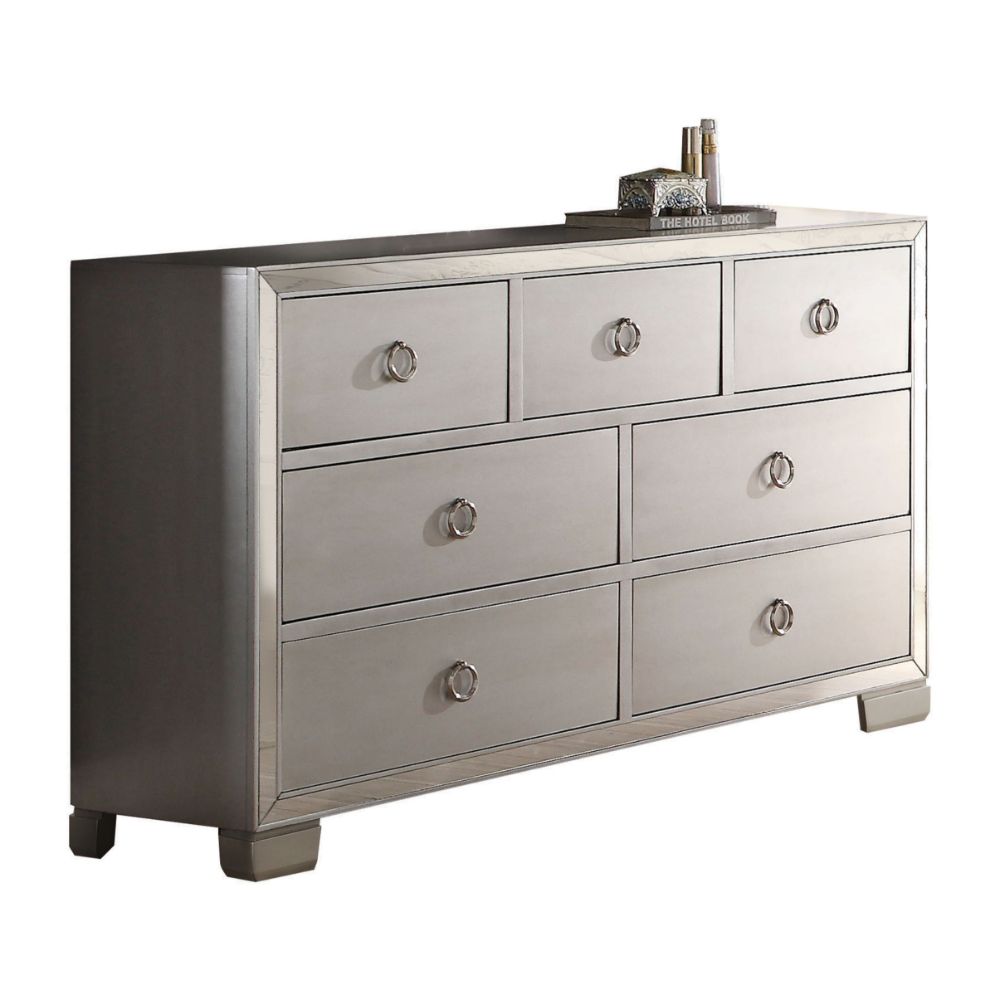 Voeville II Dresser