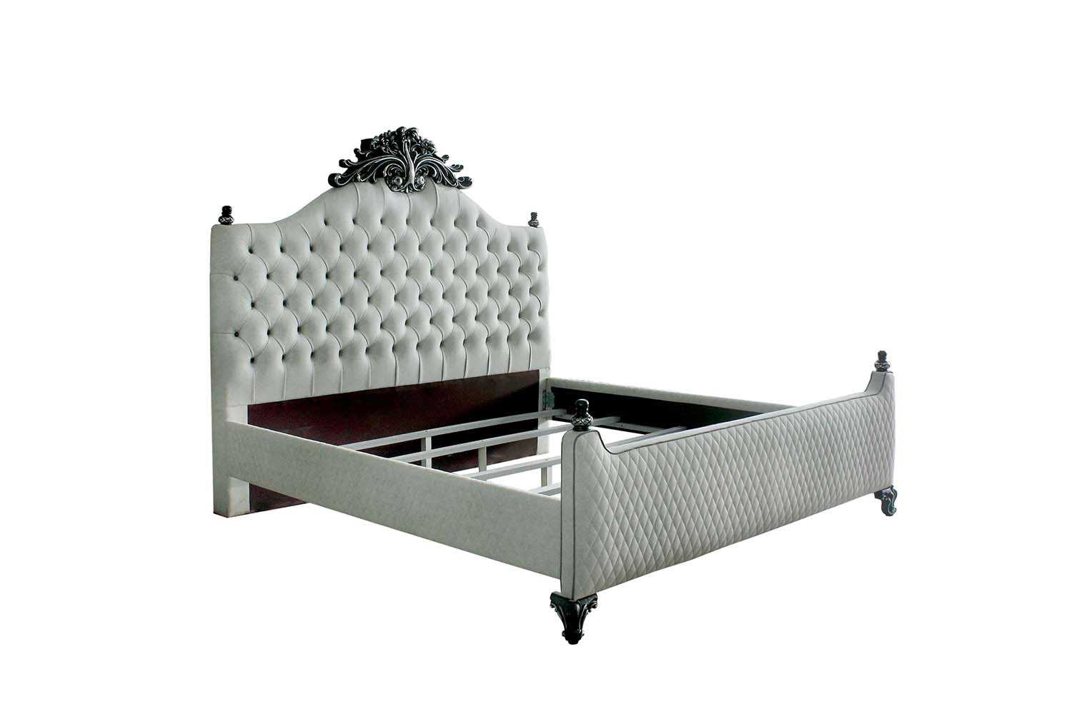 House Delphine Queen Bed