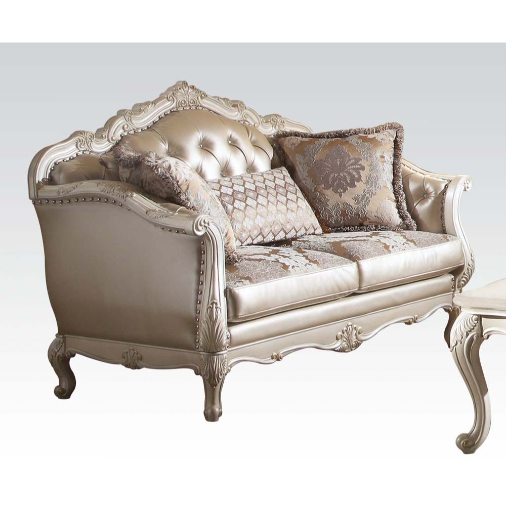 Chantelle Loveseat