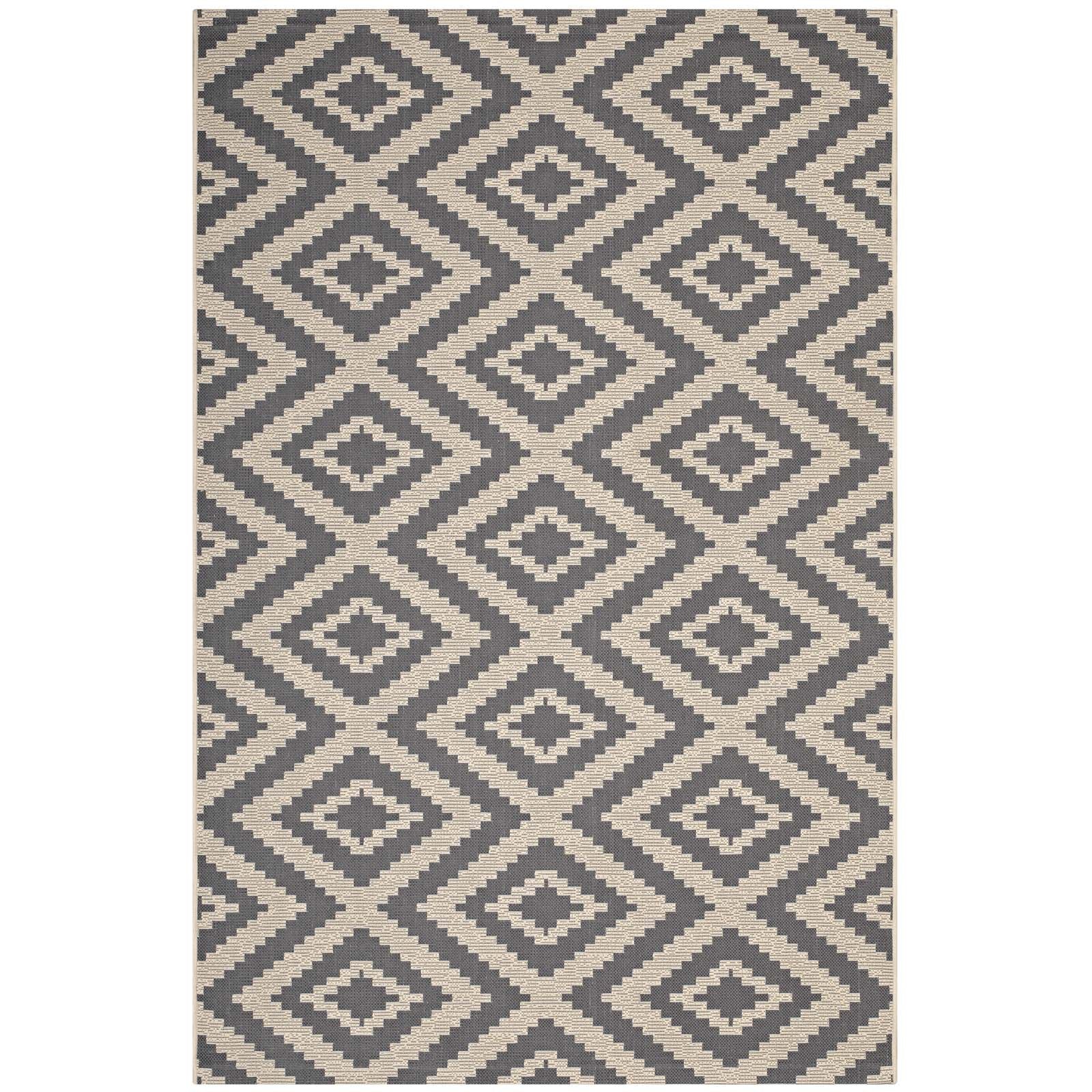 Jagged Geometric Diamond Trellis 9x12 Indoor and Outdoor Area Rug